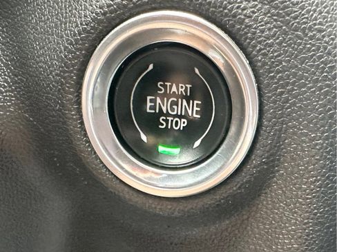 Used 2020 GMC Sierra 1500 SLT image 22