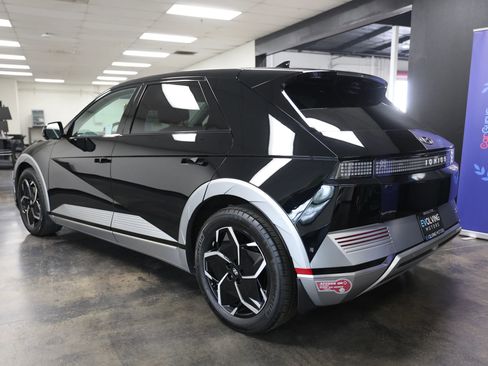 Used 2024 Hyundai Ioniq 5 Limited image 7