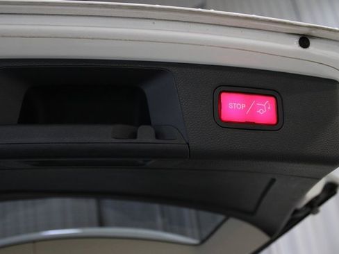 Used 2015 Mercedes-Benz GLK 350 4MATIC image 8