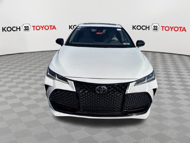 Used 2019 Toyota Avalon Touring w/ Advanced Safety Package FWD image 2