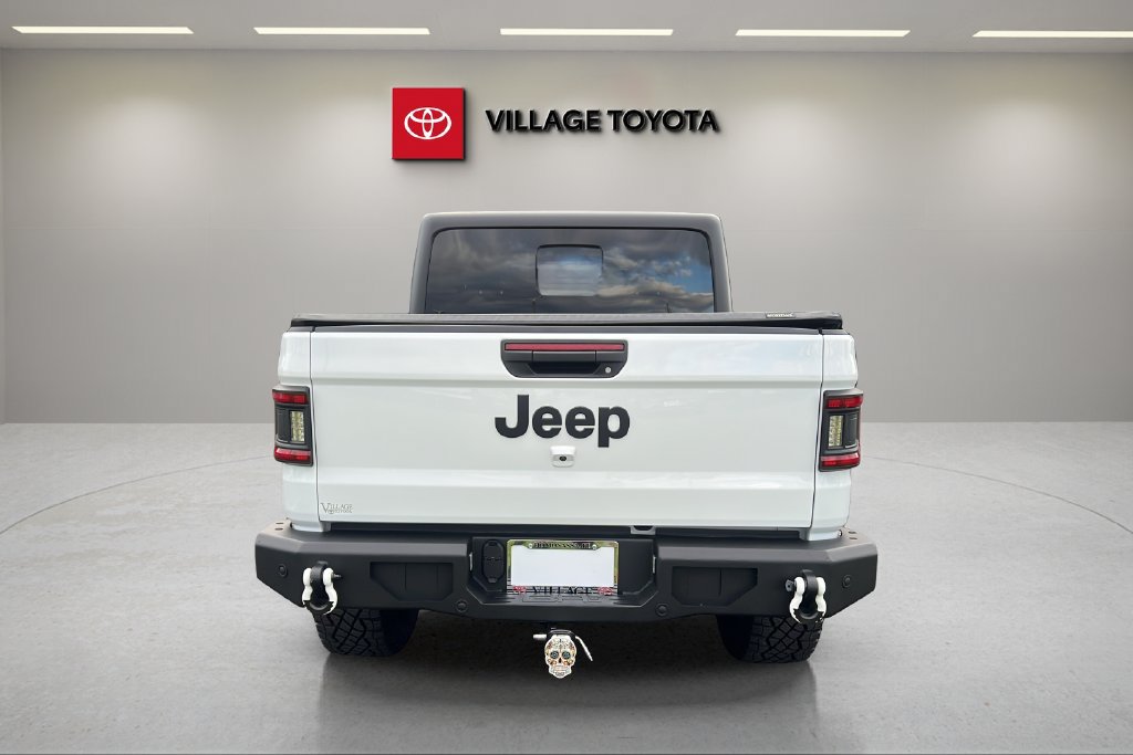 Used 2022 Jeep Gladiator Sport AWD/4WD image 4