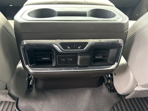 Used 2020 Chevrolet Silverado 1500 LTZ w/ LTZ Convenience Package image 10