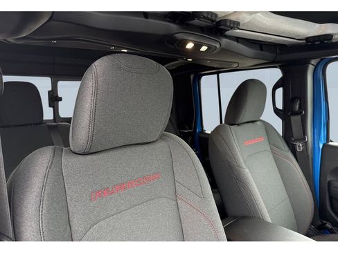 New 2026 Jeep Gladiator Rubicon w/ Steel Power Dome Hood Package AWD/4WD image 16