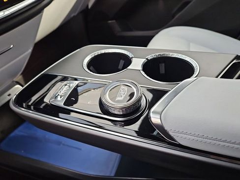 Certified 2024 Cadillac Lyriq Luxury image 17