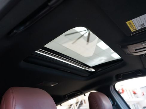 Used 2019 MAZDA CX-9 Signature AWD/4WD image 12
