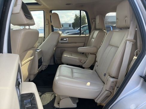 Used 2016 Ford Expedition Limited w/ Equipment Group 301A image 20