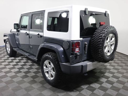 Used 2017 Jeep Wrangler Unlimited Sahara w/ Quick Order Package 24E Chief AWD/4WD image 3