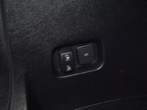 Used 2022 Ford Edge Titanium w/ Equipment Group 301A AWD/4WD image 44