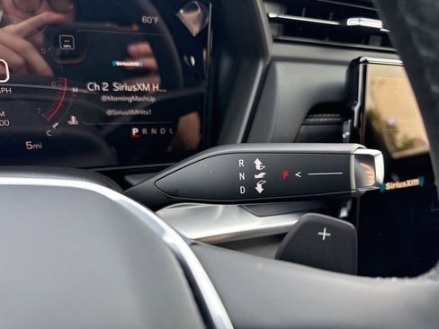 New 2026 GMC Terrain Elevation image 16