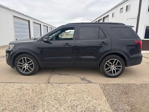 Used 2016 Ford Explorer Sport w/ Equipment Group 401A AWD/4WD image 8