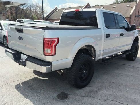 Used 2017 Ford F150 XLT image 5