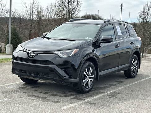 Used 2018 Toyota RAV4 LE w/ All Weather Liner Package image 1