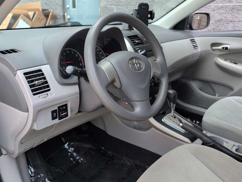 Used 2010 Toyota Corolla LE FWD image 10