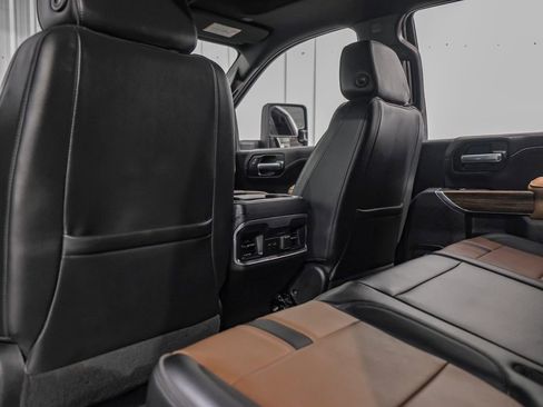 Used 2022 Chevrolet Silverado 3500 High Country image 39