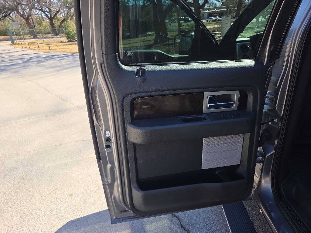 Used 2014 Ford F150 Platinum AWD/4WD image 33