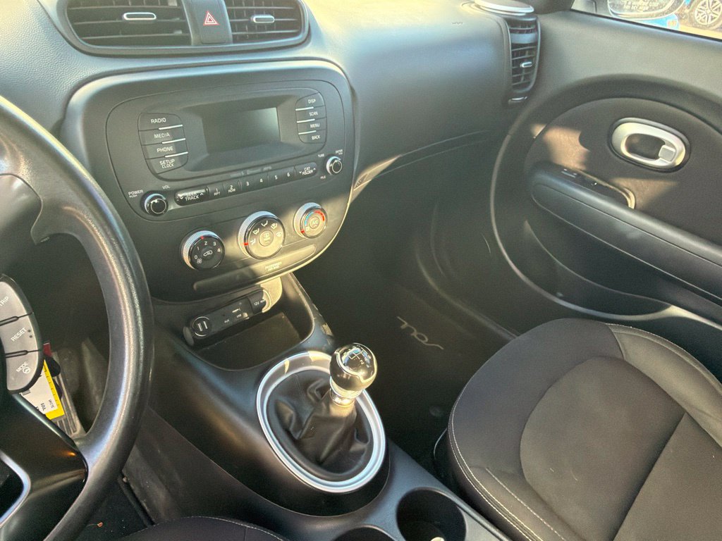 Used 2016 Kia Soul FWD image 7