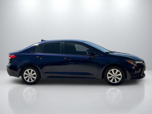 Used 2020 Toyota Corolla LE FWD image 4