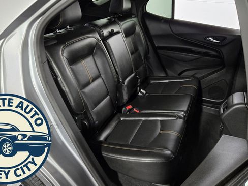 Used 2024 Chevrolet Equinox Premier image 32