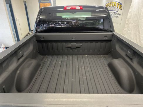 Used 2017 Chevrolet Silverado 1500 LT w/ Rally 2 Edition AWD/4WD image 14