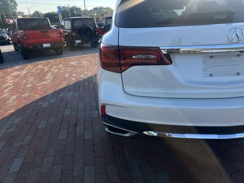 Used 2018 Acura MDX SH-AWD image 8