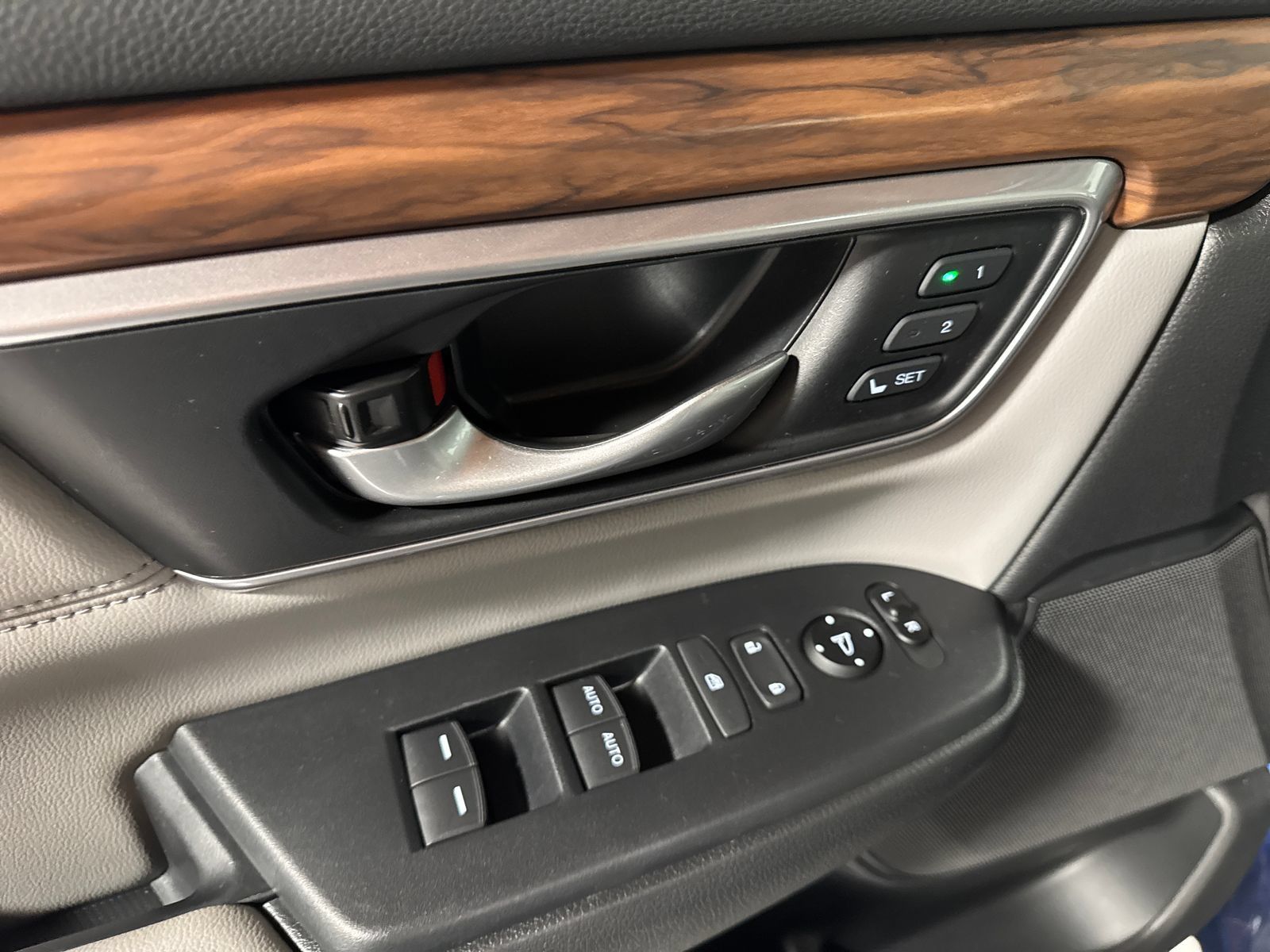 Certified 2020 Honda CR-V Touring image 12