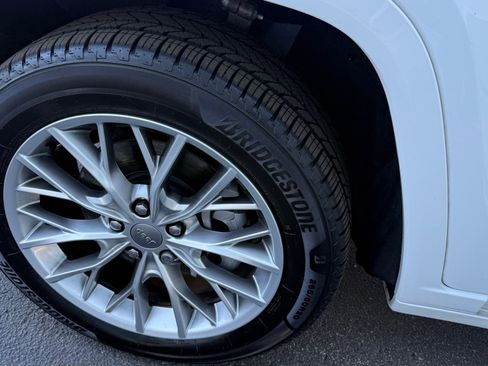 Used 2022 Jeep Grand Cherokee Summit image 38