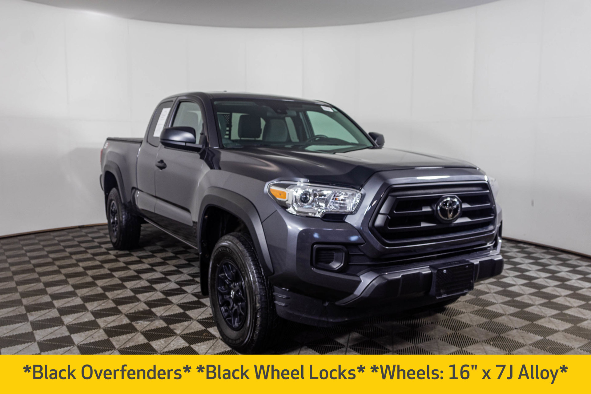 Used 2022 Toyota Tacoma SR w/ SX Package AWD/4WD image 10