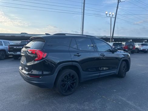 Used 2020 GMC Terrain SLE w/ Elevation Edition image 5