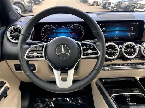 Certified 2023 Mercedes-Benz GLB 250 4MATIC image 4