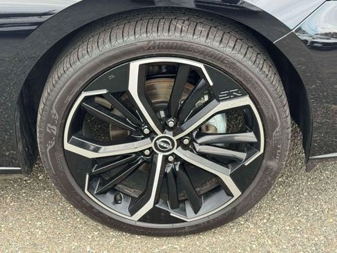 Certified 2025 Nissan Altima 2.5 SR image 8