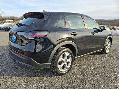 Certified 2023 Honda HR-V LX image 6