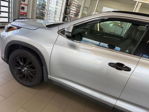 Used 2019 Toyota Highlander SE image 5