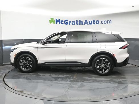 Used 2024 Lincoln Nautilus Premier w/ Equipment Group 102A AWD/4WD image 25