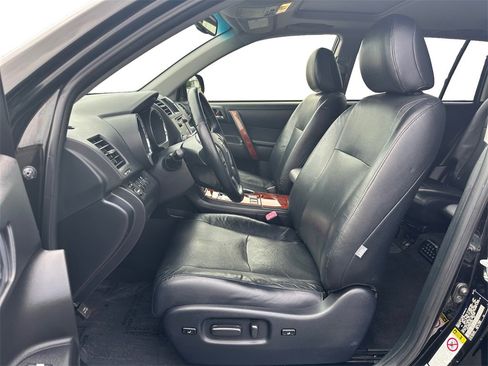 Used 2013 Toyota Highlander Limited image 10