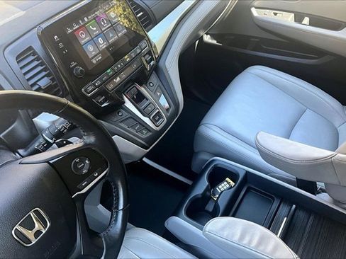 Used 2018 Honda Odyssey EX-L image 18