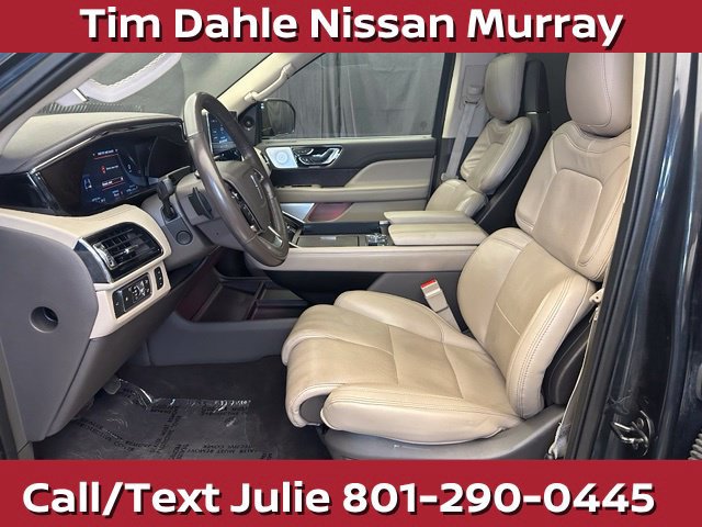 Used 2022 Lincoln Navigator Reserve AWD/4WD image 21
