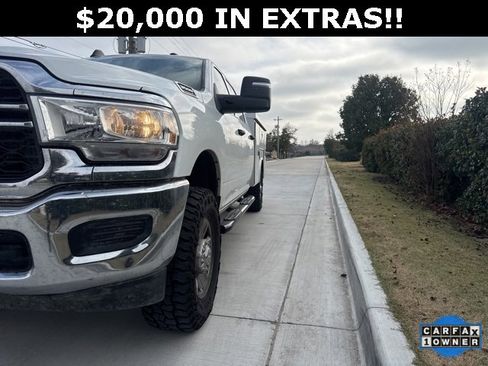 Used 2024 RAM 3500 Tradesman w/ Chrome Appearance Group image 21