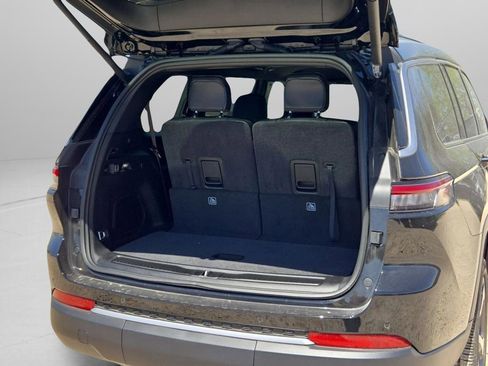 New 2026 Jeep Grand Cherokee L Limited AWD/4WD image 25