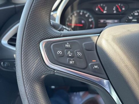 Used 2024 Chevrolet Malibu LT image 11