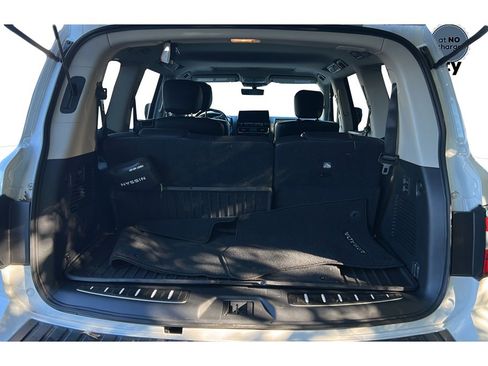 Used 2024 Nissan Armada Platinum w/ Captain's Chairs Package image 37