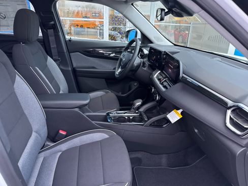 New 2026 Chevrolet TrailBlazer LT w/ Convenience Package image 4