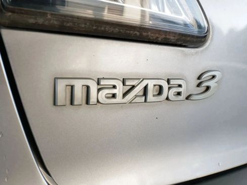 Used 2011 MAZDA MAZDA3 i Touring image 11