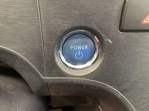 Used 2014 Toyota Prius C Three image 35