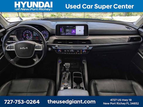 Used 2022 Kia Telluride EX w/ EX Premium Package image 23