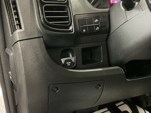 Used 2024 RAM ProMaster 3500 w/ Convenience Group image 8