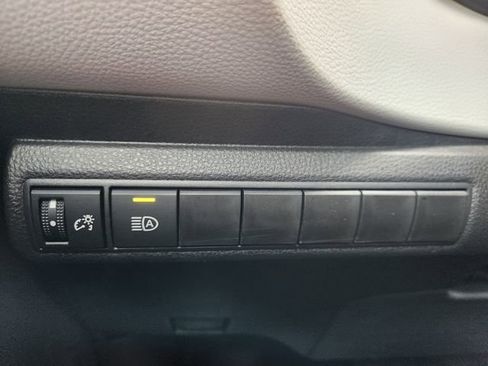 Certified 2026 Toyota Corolla SE FWD image 21