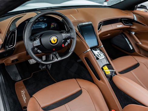 Used 2024 Ferrari Roma Spider image 26