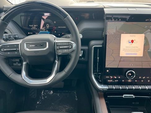 New 2026 GMC Yukon XL Denali w/ Denali Reserve Package AWD/4WD image 11