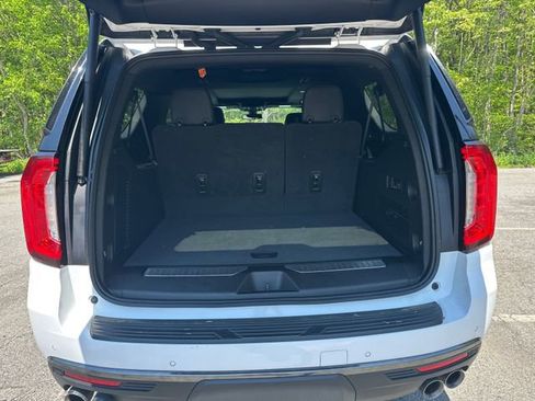 Used 2022 GMC Yukon XL AT4 w/ Max Trailering Package AWD/4WD image 11