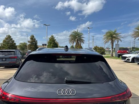 Used 2025 Audi Q5 Premium Plus w/ Premium Plus AWD/4WD image 3